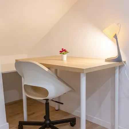 Le 202' Studio A Charleville Mezieres アパート Charleville-Mézières
